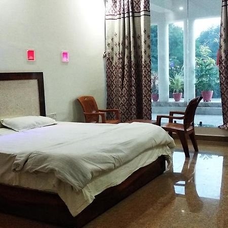 Radha Rani Mahal Khajuraho酒店 外观 照片