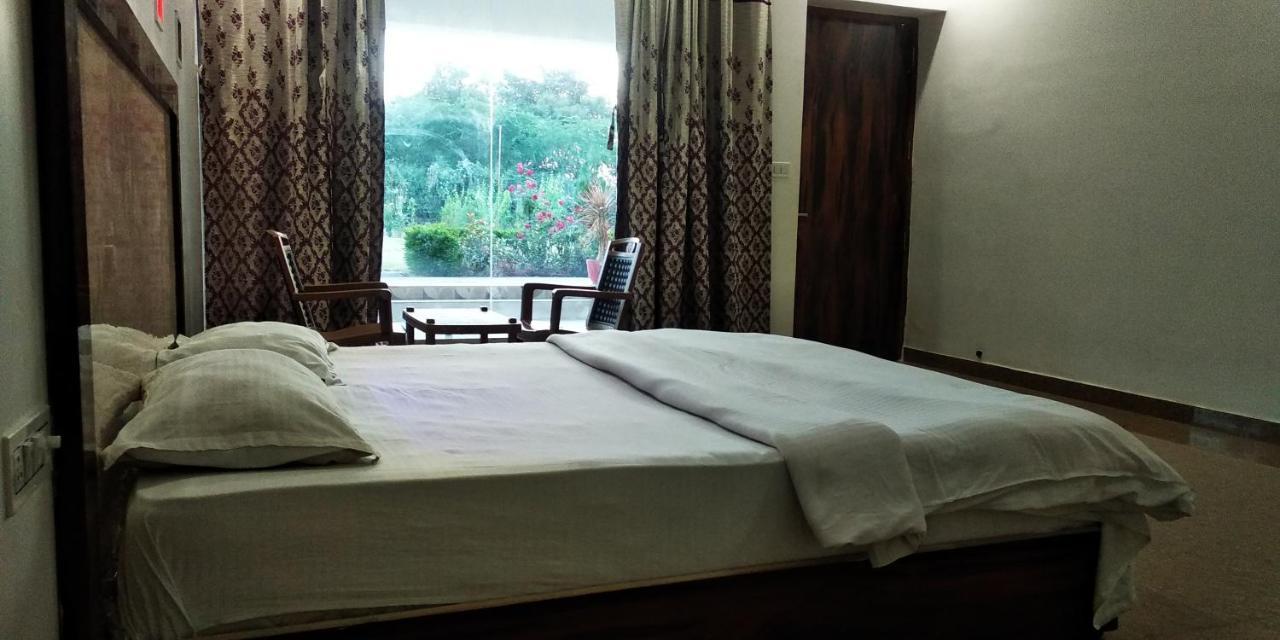 Radha Rani Mahal Khajuraho酒店 外观 照片